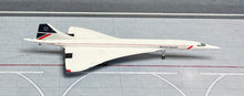 Load image into Gallery viewer, Gemini Jets 1/400 British Airways Aérospatiale/BAC Concorde G-BOAA Landor
