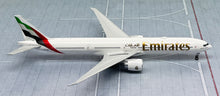 Load image into Gallery viewer, Gemini Jets 1/400 Emirates Boeing 777-300ER A6-EQH
