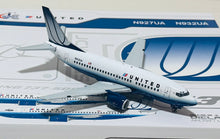 Load image into Gallery viewer, JC Wings 1/200 United Airlines Boeing 737-500 Tulip N932UA
