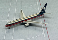 Load image into Gallery viewer, JC Wings 1/400 Aeromexico Boeing 767-300ER XA-RWX
