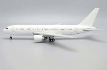 Load image into Gallery viewer, JC Wings 1/200  Boeing 767-200 plain white BK1051
