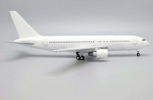 Load image into Gallery viewer, JC Wings 1/200  Boeing 767-200 plain white BK1051
