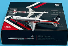 Load image into Gallery viewer, Official release 1/400 SF Express Airlines Boeing 757-200 B-1173
