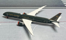 Load image into Gallery viewer, Phoenix 1/400 Royal Jordanian Airline Boeing 787-9 JY-RBA
