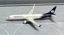 Load image into Gallery viewer, Gemini Jets 1/400 Aeromexico Boeing 737 MAX 9 N804AM
