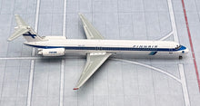 Load image into Gallery viewer, Phoenix 1/400 Finnair McDonnell Douglas MD-80 OH-LMT
