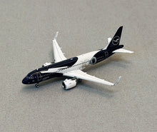 Load image into Gallery viewer, HX models 1/400 Lufthansa Airbus A320NEO 100 Years D-AING A420701
