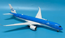 Load image into Gallery viewer, SQ Wings 1/200 KLM Royal Dutch Airlines Airbus A350-900 PH-ZNA L2413
