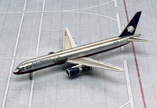 Load image into Gallery viewer, JC Wings 1/400 Aeromexico Boeing 757-200 N301AM
