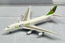 Load image into Gallery viewer, JC Wings 1/400 ACT Airlines Boeing 747-400 BDSF TC-ACF
