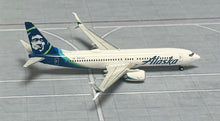 Load image into Gallery viewer, Gemini Jets 1/400 Alaska Airlines Boeing 737-800S N517AS
