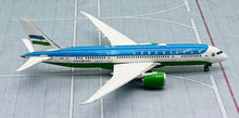 Load image into Gallery viewer, Phoenix 1/400 Uzbekistan Government Boeing 787-9 UK001
