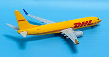 Load image into Gallery viewer, JC Wings 1/200 DHL Boeing 737-800 (BDSF) N737KT
