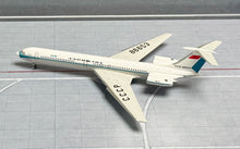 Load image into Gallery viewer, Phoenix 1/400 Aeroflot/KLM Ilyushin Il-62 CCCP-86653
