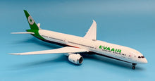 Load image into Gallery viewer, SQ Wings 1/200 Eva Air Boeing 787-10 B-17801 L2041
