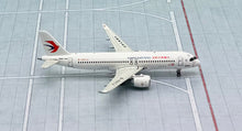 Load image into Gallery viewer, JC Wings 1/400 China Eastern Comac C919 B-001J
