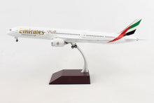 Load image into Gallery viewer, Gemini Jets 1/200 Emirates Boeing 787-10 need pic G2UAE740
