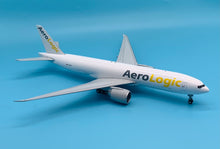 Load image into Gallery viewer, Gemini Jets 1/200 Aerologic Boeing 777-200F D-AALD interactive series
