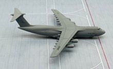 Load image into Gallery viewer, Gemini Jets 1/400 United States Air Force USAF C-5M Super Galaxy 90024 Dover GMUSA122
