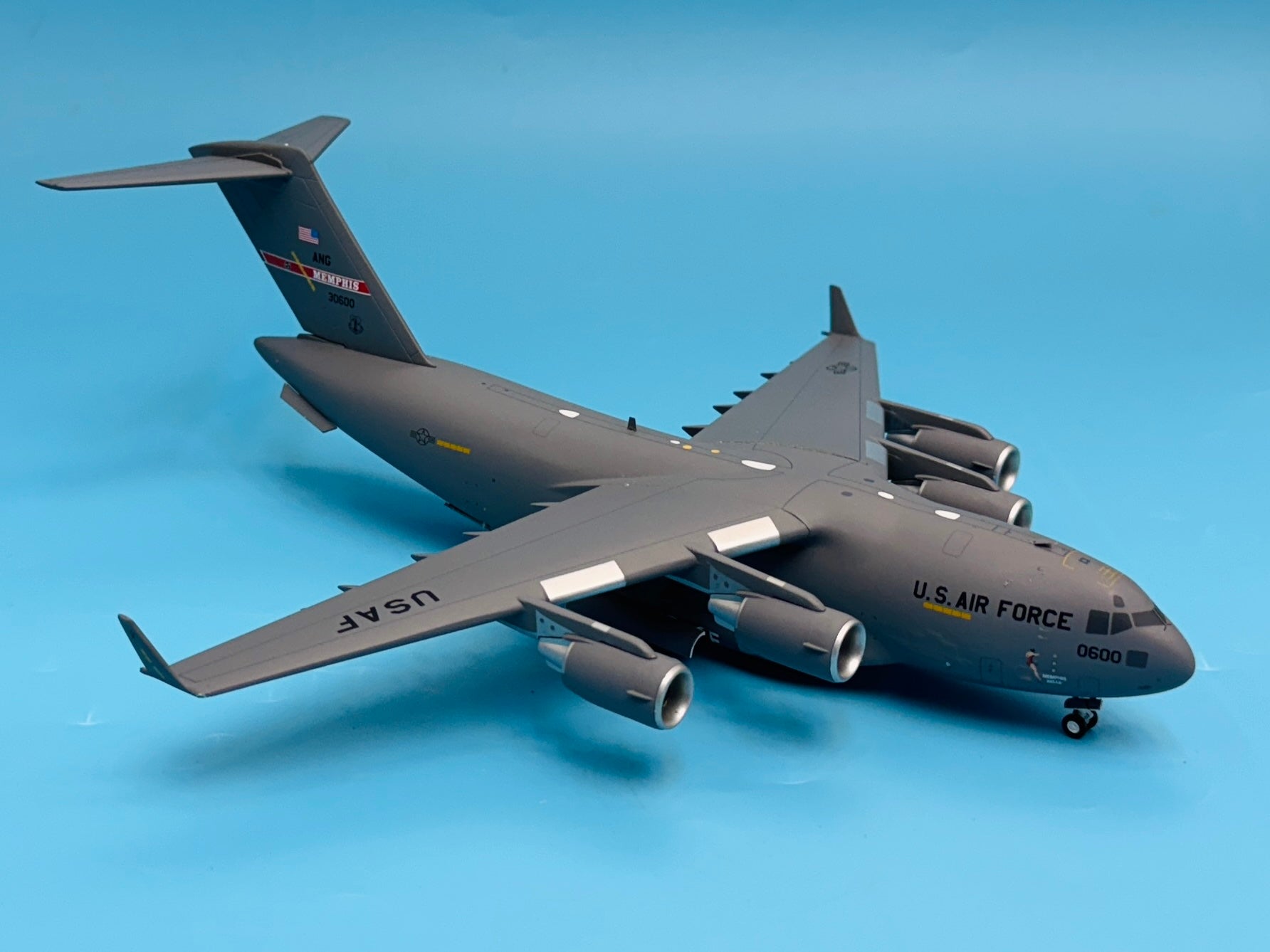 航空機・ヘリコプター Gemini 200 Boeing C-17 Globemaster III Boeing C-17 Globemaster III Transport Aircraft 