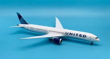 Load image into Gallery viewer, Gemini Jets 1/200 United Airlines Boeing 787-10 N12010
