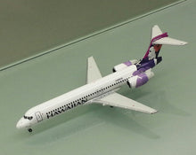 Load image into Gallery viewer, Gemini Jets 1/400 Hawaiian Airlines Boeing 717-200 N493HA
