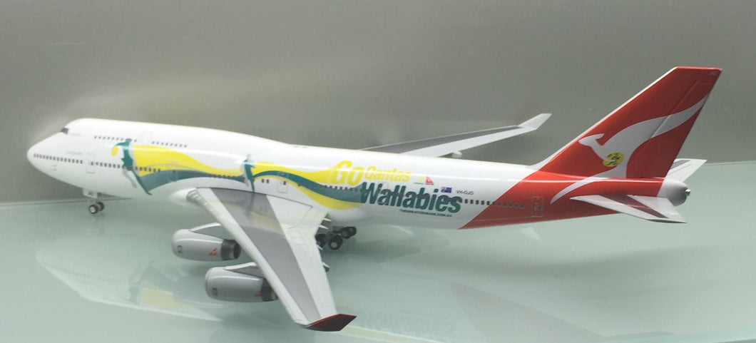 Herpa Wings 1/200 Qantas Airways Boeing 747-400 Go Wallabies resin model VH-OJO 554664