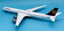 Load image into Gallery viewer, SQ Wings 1/200 Lufthansa Airbus A340-600 D-AIHX
