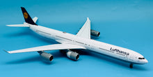Load image into Gallery viewer, SQ Wings 1/200 Lufthansa Airbus A340-600 D-AIHX
