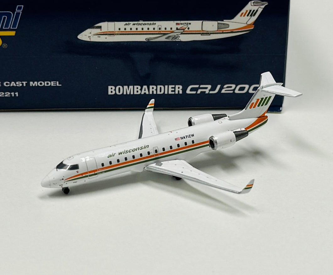 Gemini Jets 1/400 Air Wisconsin Bombardier CRJ-200LR N471ZW