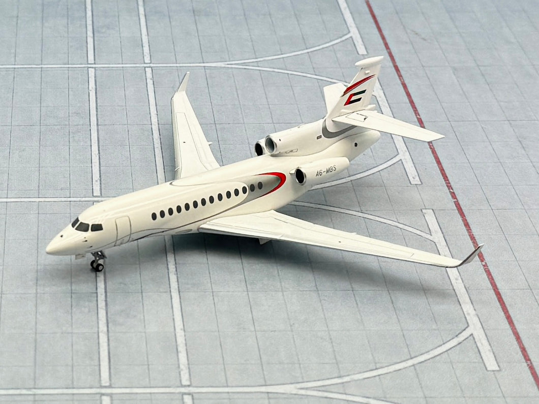 NG Models 1/200 DC Aviation Dassault Falcon 7X A6-MBS 71008