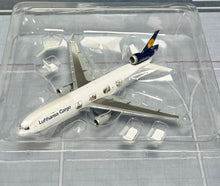 Load image into Gallery viewer, YY Wings 1/400 Lufthansa MD-11 D-ALCC 100 years
