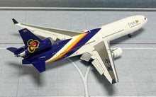 Load image into Gallery viewer, YY Wings 1/400 Thai Airways McDonell Douglas MD-11 HS-TME flaps down
