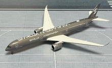 Load image into Gallery viewer, YY Wings 1/400 Starlux Airlines Airbus A350-1000 B-58553 flaps down

