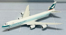 Load image into Gallery viewer, YY Wings 1/400 Cathay Pacific Boeing 747-8 B-LJC Flaps down
