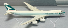 Load image into Gallery viewer, YY Wings 1/400 Cathay Pacific Boeing 747-8 B-LJC Flaps down
