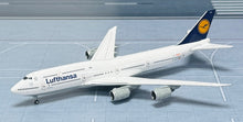 Load image into Gallery viewer, YY Wings 1/400 Lufthansa Boeing 747-8  D-ABYP
