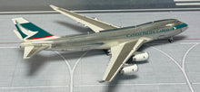 Load image into Gallery viewer, YY Wings 1/400 Cathay Pacific Boeing 747-400 Polished B-HUP Interactive
