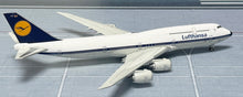 Load image into Gallery viewer, YY Wings 1/400 Lufthansa Boeing 747-8  D-ABYT
