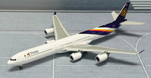 Load image into Gallery viewer, YY Wings 1/400 Thai Airways International Airbus A340-600 HS-TNA flaps down
