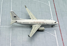 Load image into Gallery viewer, Gemini Jets 1/400 Royal Australian Air Force Boeing 737-700BBJ A36-002 GMRAA134
