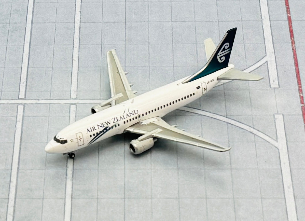 JC Wings 1/400 Air New Zealand Boeing 737-300 ZK-NGD
