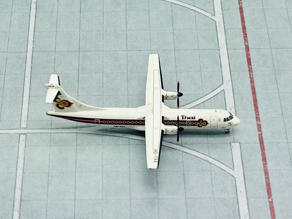 JC Wings 1/400 Thai Airways ATR 72-200 HS-TRA – First Class Collectables