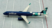 Load image into Gallery viewer, NG Models 1/400 JetBlue Airbus A321-200 N982JB A Defining MoMint 13101
