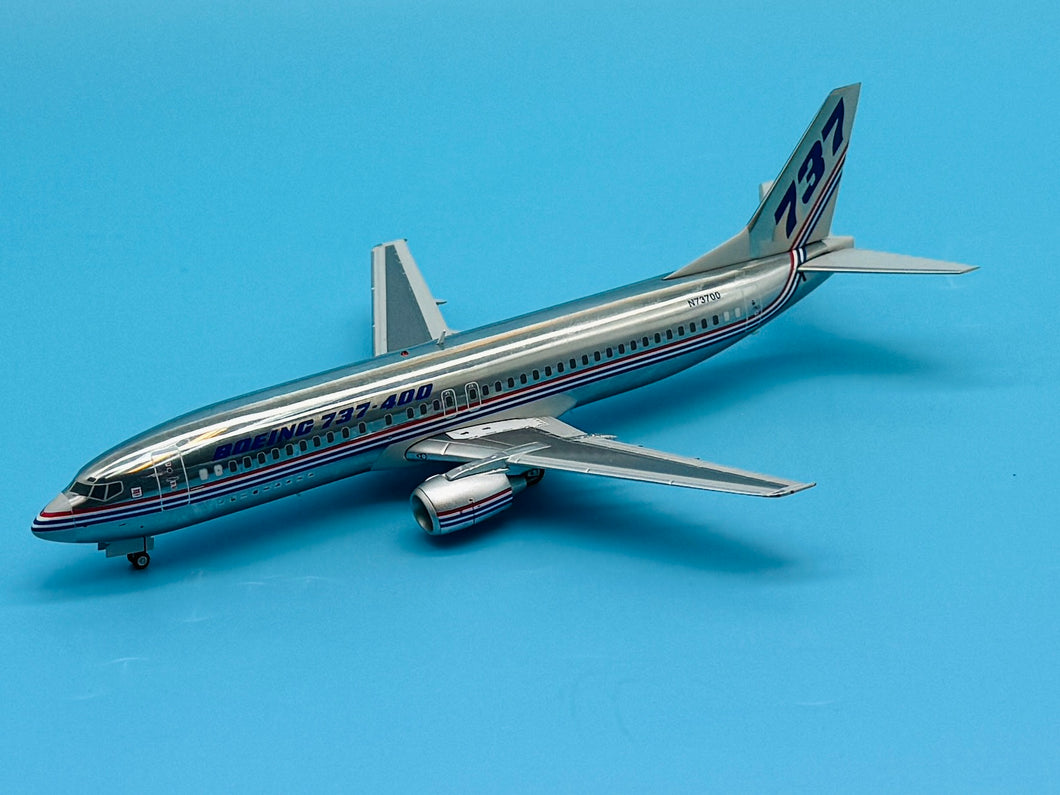 JC Wings 1/200 Boeing Company 737-400 polished House Colour N73700 XX20389