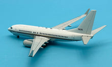 Load image into Gallery viewer, JC Wings 1/200 US Navy Boeing C-40A Clipper 165835 XX20278
