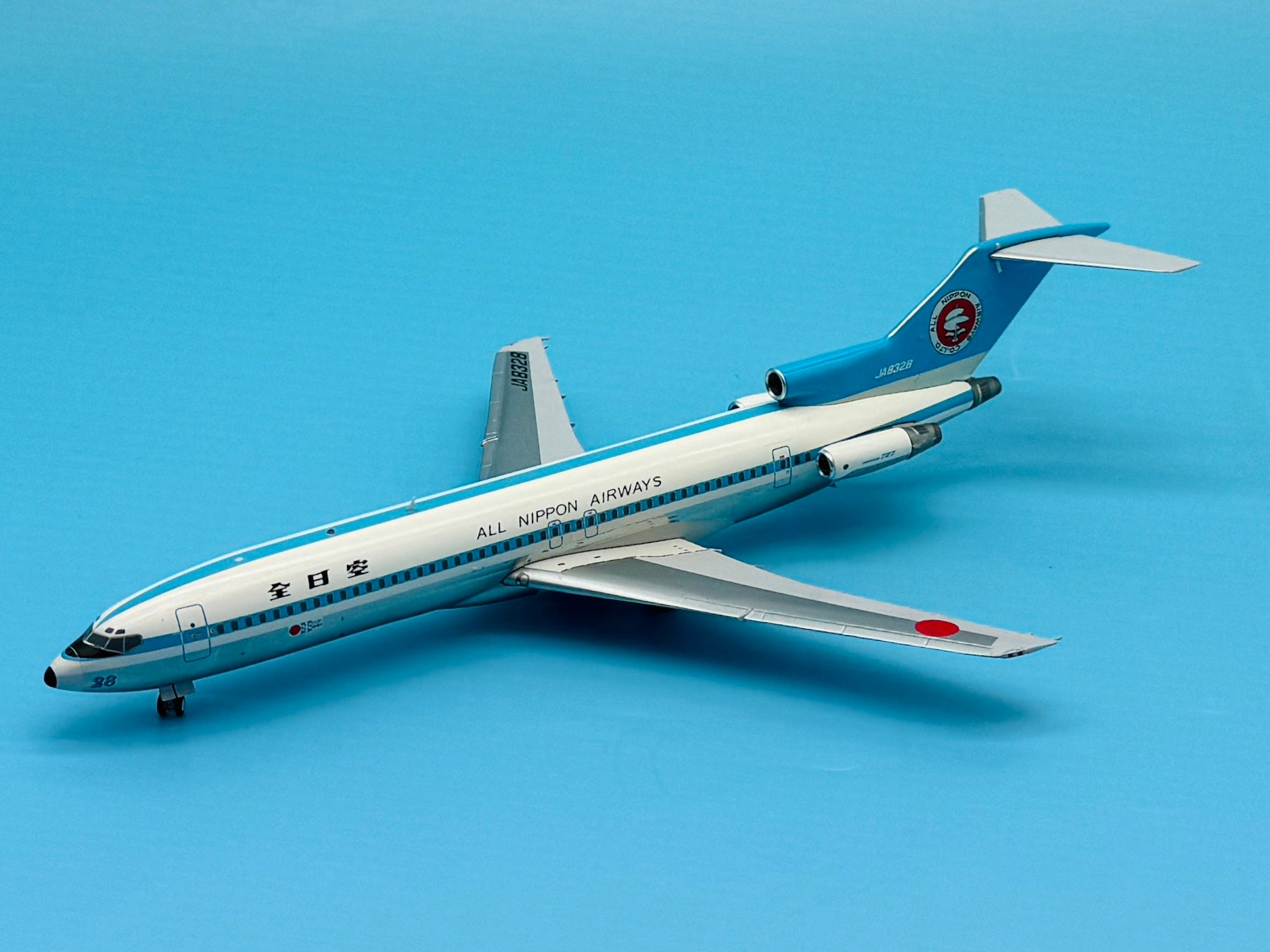 JC Wings 1/200 ANA All Nippon Airways Boeing 727-200 Sapporo 72