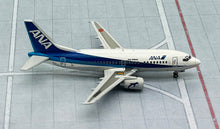 Load image into Gallery viewer, JC Wings 1/400 ANA All Nippon Airways Boeing 737-500 JA8195
