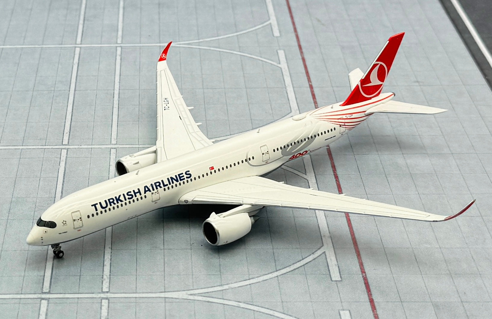 JC Wings 1/400 Turkish Airlines Airbus A350-900XWB 400th aircraft