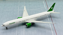 Load image into Gallery viewer, JC Wings 1/400 Cathay Pacific Boeing 777-300ER B-KQT
